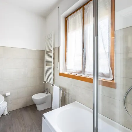 Bocconi's Nest - Close To Duomo With Terrace Milan